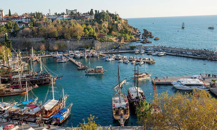 Recep Yavuz: Antalya'ya 5 Ayda 747 Bin Turist Geldi