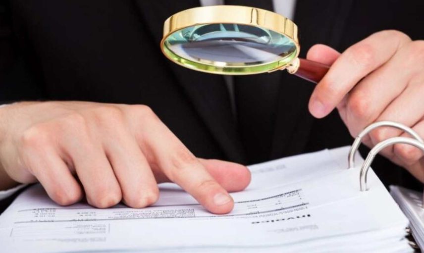 Resmi evrakta sahtecilik suçu nedir, ne kadar cezası vardır? Resmi belgede sahtecilik hangi suça girer? Gerçeğe aykırı resmi belge düzenleme ve cezaları