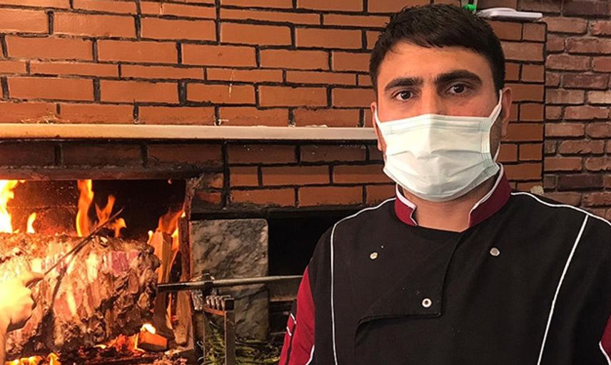 Restoranda Nefes Borusuna Et Parçası Kaçan Çocuk İşletmeci Tarafından Kurtarıldı