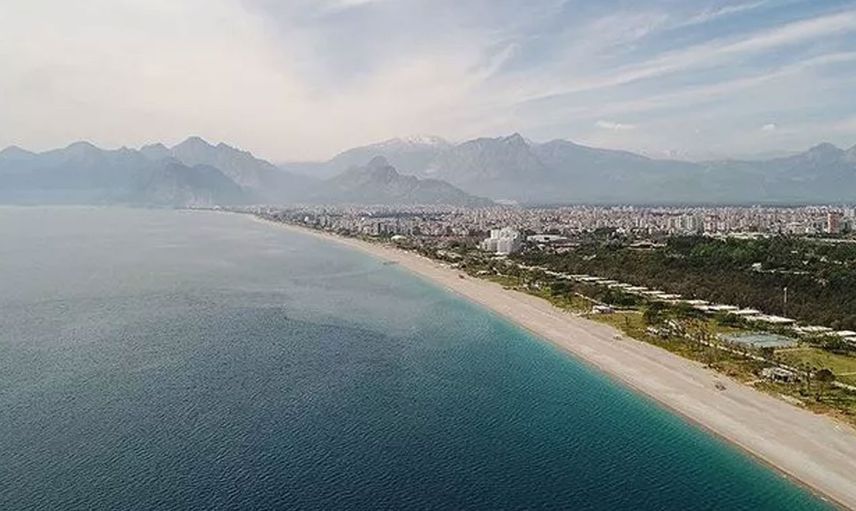 Rezervasyonlar Durdu: Rusya-Ukrayna Krizi Turizm Sektörüne Büyük Darbe Vurabilir!