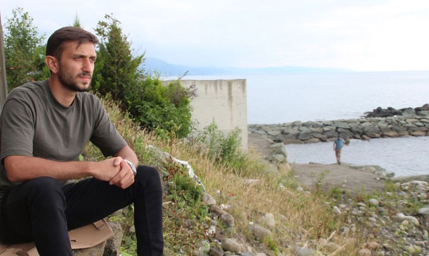 Rize'de Babası Kaybolan Genç Tam 6 Gündür Kıyıdan Ayrılmıyor
