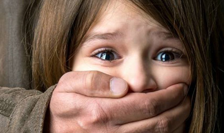 Rock şarkıcısı öğretmen pedofili çıktı: Bilgisayarındaki mide bulandıran görüntüler Türkiye'yi ayağa kaldırdı!