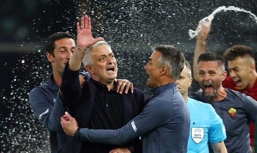 Roma Teknik Direktörü Jose Mourinho UEFA Konferans Ligi'ni kazanmaları hakkında iddialı açıklamalarda bulundu