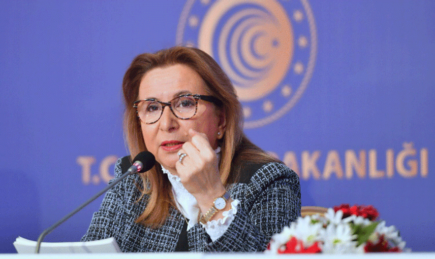 Ruhsar Pekcan Kimdir?