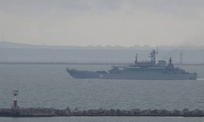 Rus Savaş Gemileri Azak Denizi'ne Giriş Yaptı!