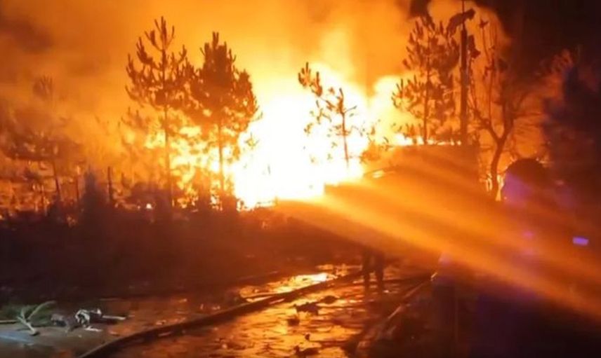 Rusya-Ukrayna arasında sıcak çatışma! Rusya çekildiği bölgeyi bombaladı