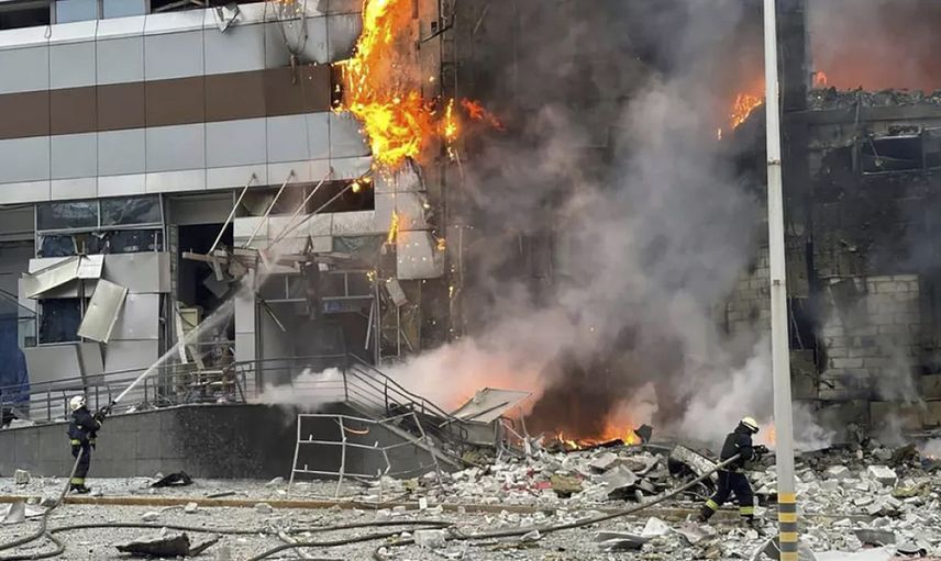 Rusya'nın hedefi yine Ukrayna: Mühimmat deposu vuruldu