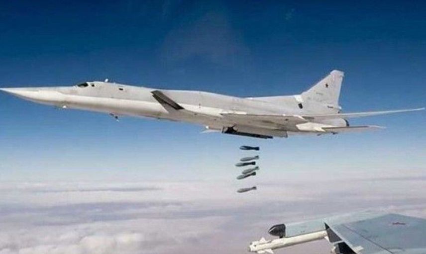 Rusya'ya da Bombardıman Uçağı Düştü: 3 Ölü