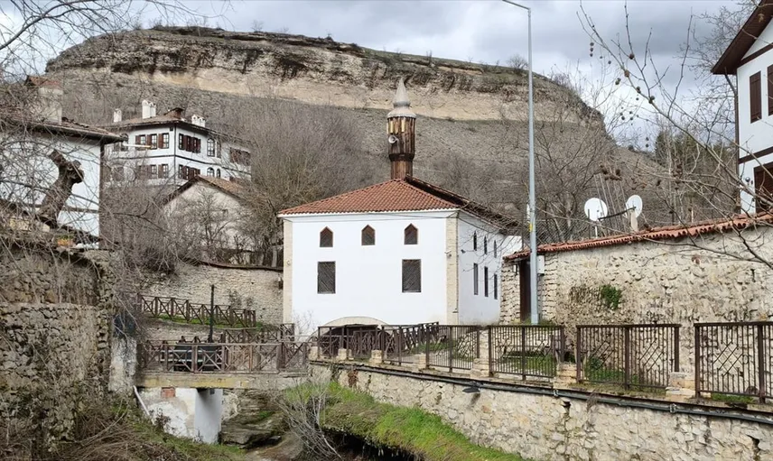 Safranbolu'nun Tarihi Lütfiye Camisi Ziyaretçilerini Bekliyor