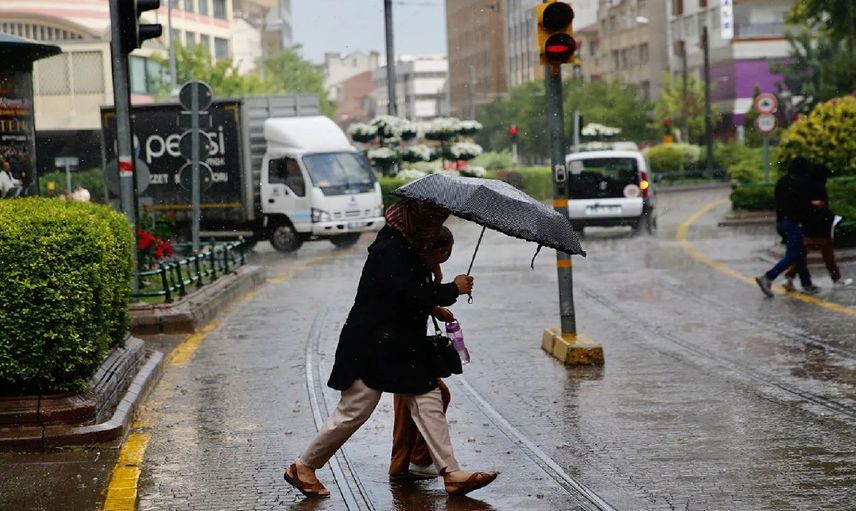 Sağanak yağış 13 ilde etkili olacak: Meteoroloji ve AFAD’dan uyarılar üst üste geldi