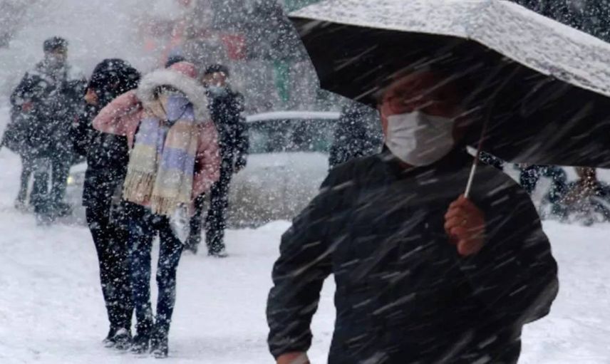 Sağanak yağış kapıyı çalıyor: Meteoroloji 36 il için uyarı yaptı! İstanbul için kar yağışı tarihi verildi