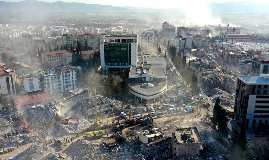 Sağlık Bakanlığı deprem bölgesinde salgın riskine yönelik tedbirler alıyor