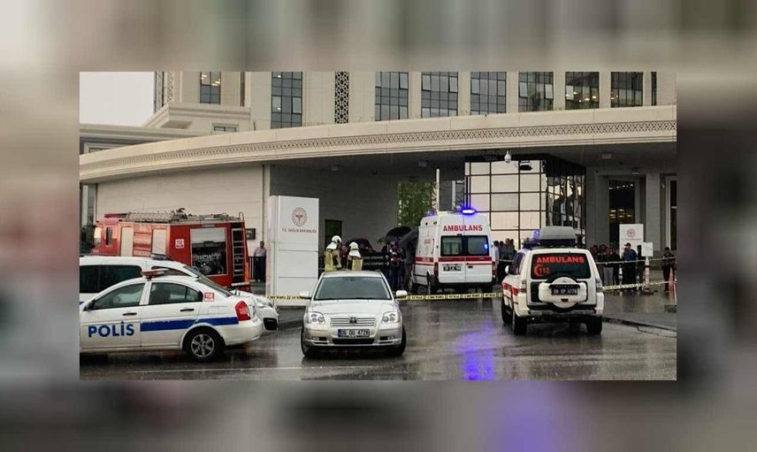 Sağlık Bakanlığı patlama oldu mu? Ankara'da ambulansa kendini kilitleyen çalışan kim?