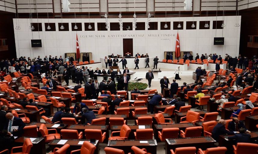 Sağlık çalışanları kararı merakla bekliyor: Düzenleme TBMM’de görüşülmeye başlandı