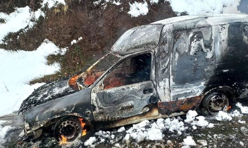 Sakarya'da üşüdüğü için ateş yakan adam, yanarak hayatını kaybetti