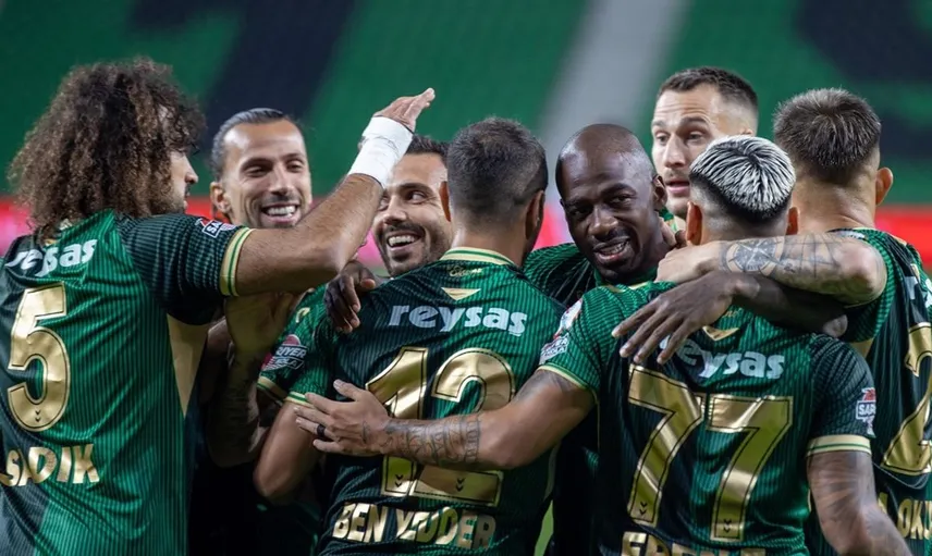 Sakaryaspor, Keçiörengücü'nü 1-0 Yenerek 3 Puan Aldı