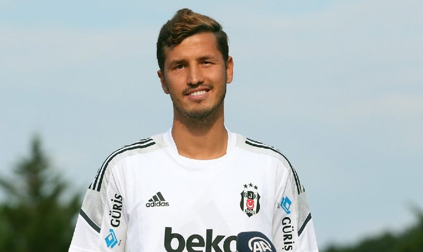 Salih Uçan'dan büyük itiraf! Fenerbahçe forması giydiği dönemde Aziz Yıldırım'ın Roma'nın yaptığı 10 Milyon Euroluk teklifi reddettiğini açıkladı