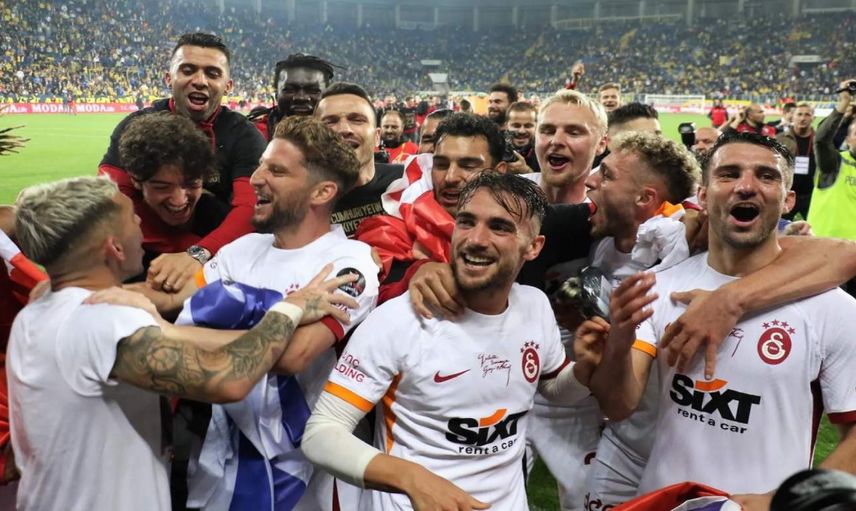 Şampiyon Galatasaray'dan Devler Ligi harekatı: Sol bek bölgesine sürpriz isim