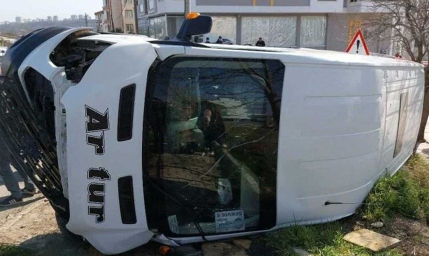 Samsun'da öğrenci servisi kaza yaptı: Çok sayıda öğrenci yaralandı