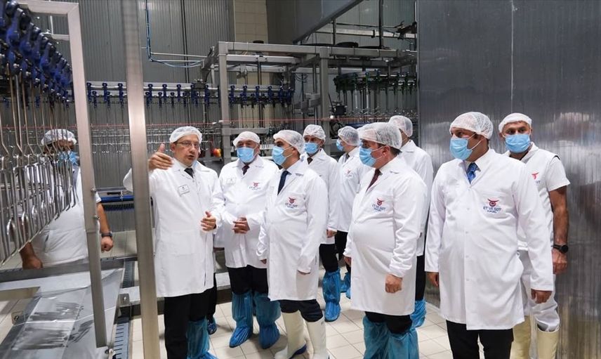 Sanayi ve Teknoloji Bakanı Kacır, Erzincan Tavuk Kombinası'nı İnceledi