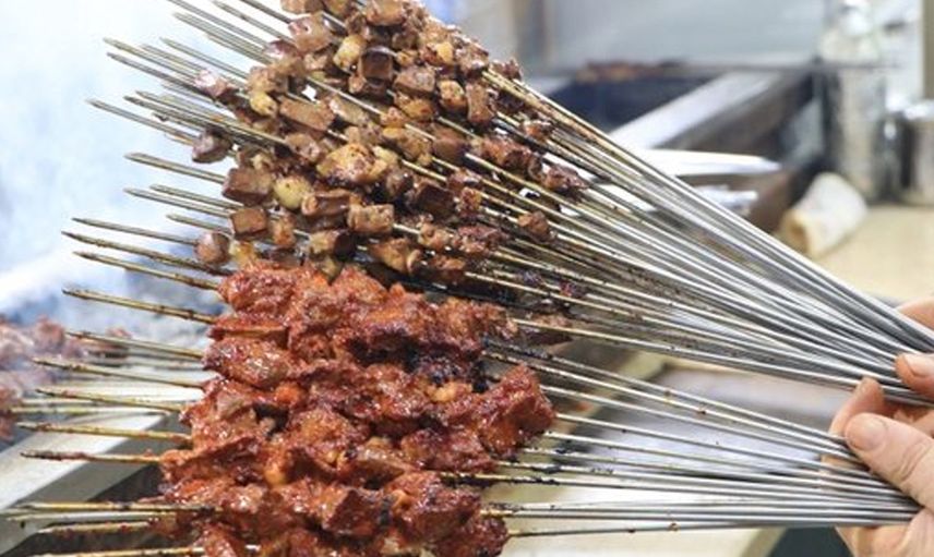 Şanlıurfa'da Koronavirüse Karşı Yakışır Aşı Kampanyası: ‘Aşı Ol Ciğerimi Ye’