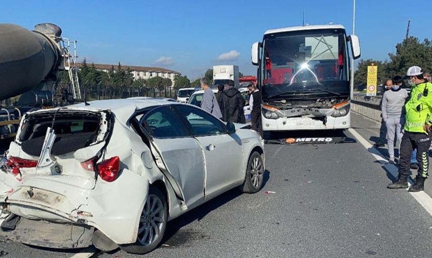 Şanlıurfa’da Otobüs Otomobille Çarptı: 3 Yaralı