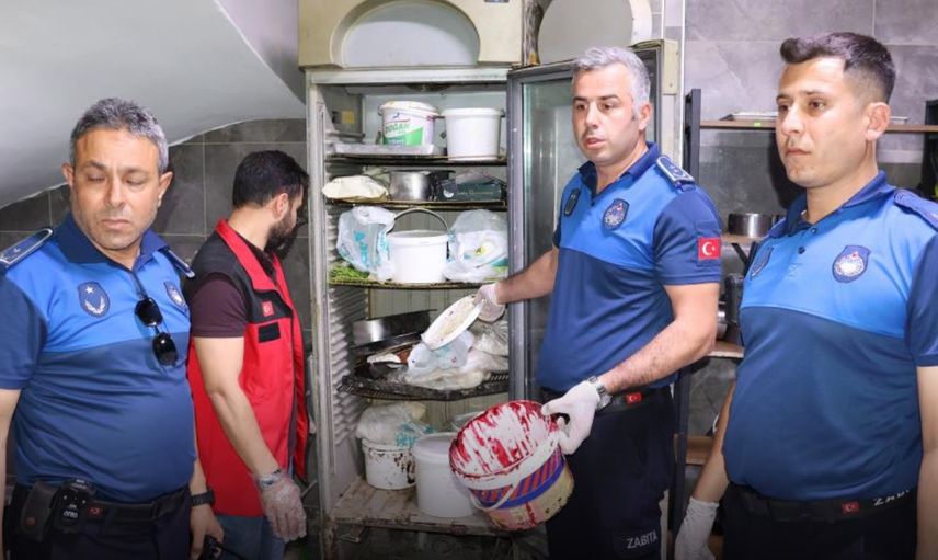 Şanlıurfa’da Unlu Mamul İşletmesine Hijyen ve Sahte Ürün Cezası