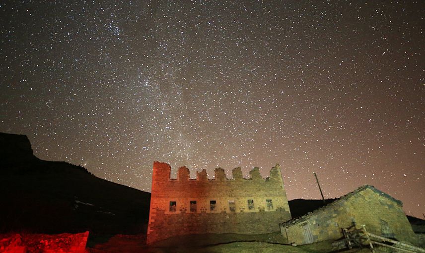 Santa Harabeleri'nde göz kamaştıran gece