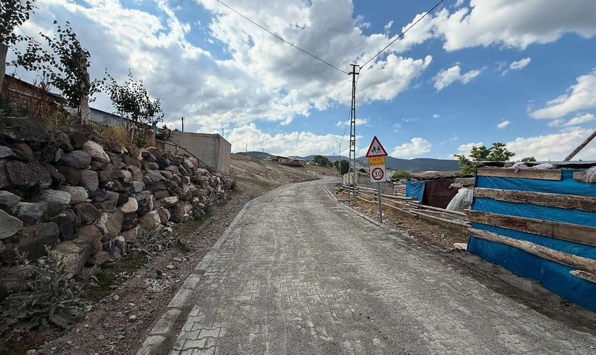 Sarıkamış kaymakamı aslantatar kilitli parke taşı çalışmaları yerinde inceledi