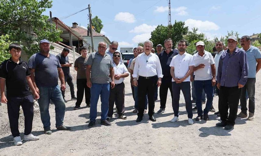 Sarımsaklı Mahallesi'nde altyapı ve sosyal tesis çalışmaları devam ediyor