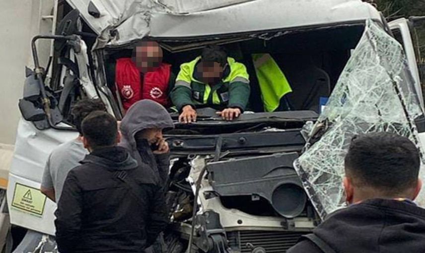 Sarıyer’de korkunç kaza: İETT ile çöp kamyonu çarpıştı