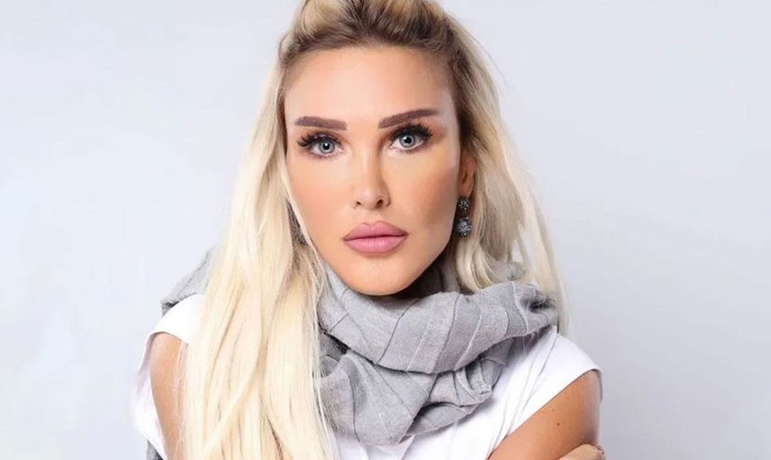 Şarkıcı Gülşen'i Eleştirdikten Sonra Aynı Kıyafeti Giyen Seren Serengil'den Olay Yorum: Ben Taklit Etmem Edilirim!