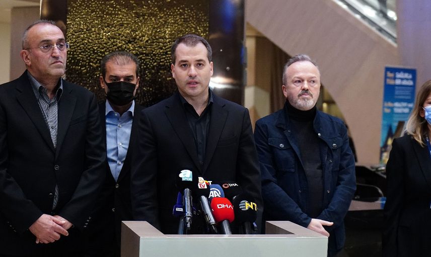 Sarper Cengiz Babası Mustafa Cengiz'in Vefatı Hakkında Duygusal Açıklamalarda Bulundu