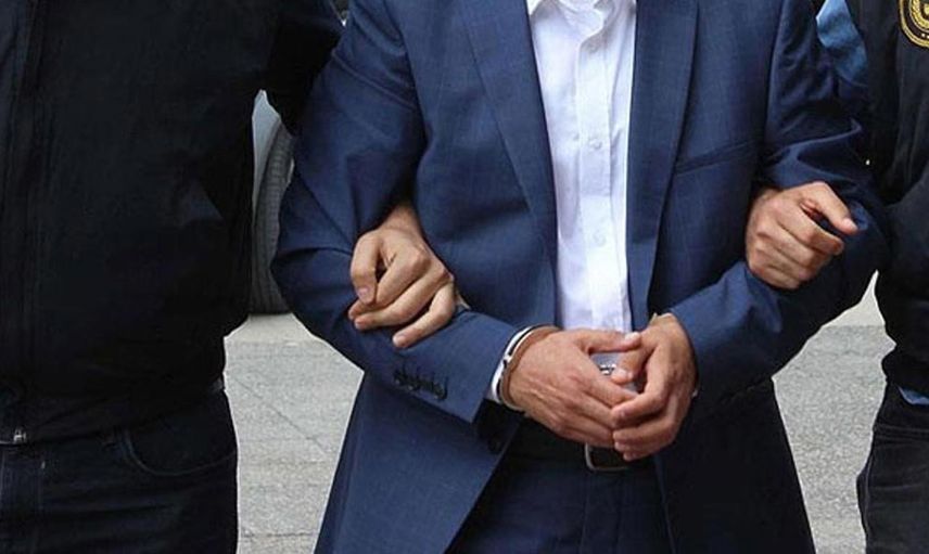 Savcı değil suç makinesi! FETÖ soruşturması geçirenlerin dosyasını para karşılığı kapattı, örgüt üyeleriyle yazışmaları ortaya çıktı!