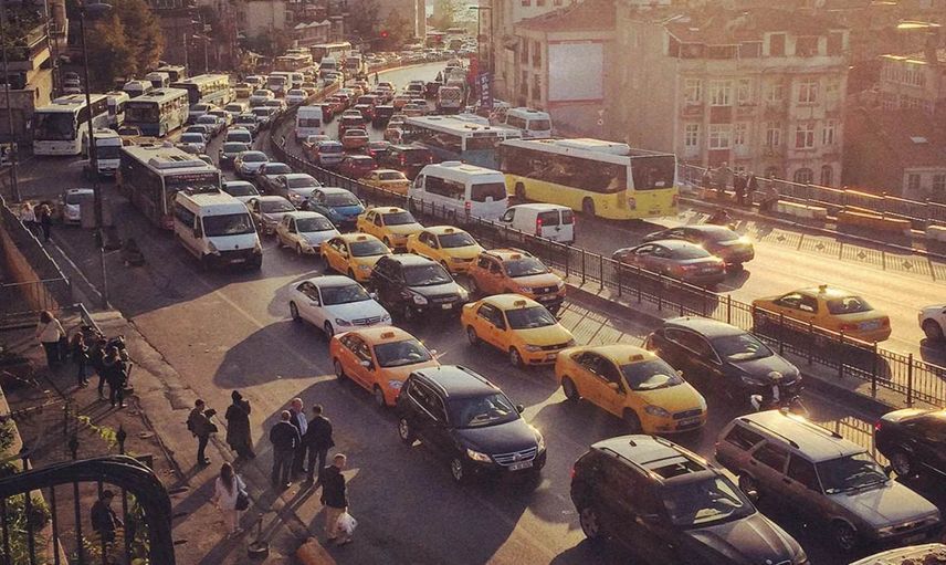 Scooter kullanıcıları için yeni düzenleme yapıldı: Akşam saatlerinde reklektif giysiler giymek zorunlu olacak