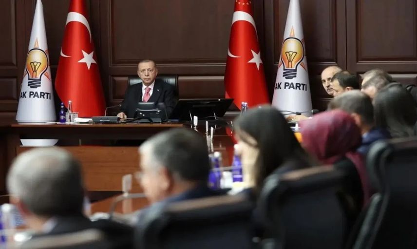 Seçimden sonra öz değerlendirme: AK Parti sahaya iniyor! 81 ilde tek tek anket yapılacak!