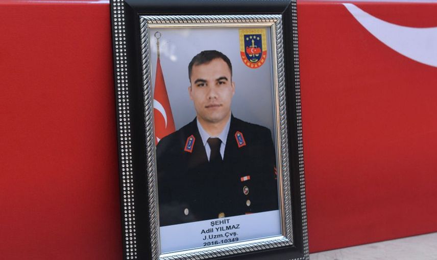 Şehit Jandarma Uzman Çavuş Adil Yılmaz Dün Son Yolculuğuna Uğurlandı! Cumhurbaşkanı Erdoğan Taziye Mesajı Yayınladı
