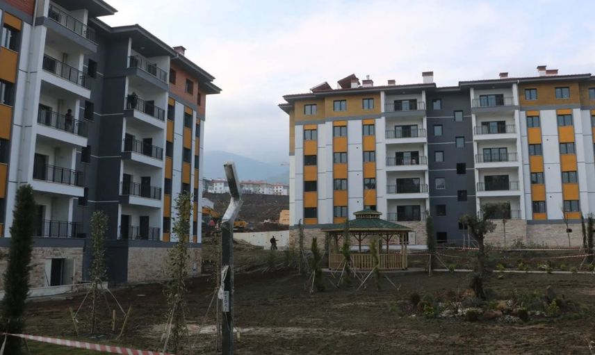 Selçuk Bayraktar müjdeyi duyurdu: Baykar evleri depremzedelere teslim ediliyor