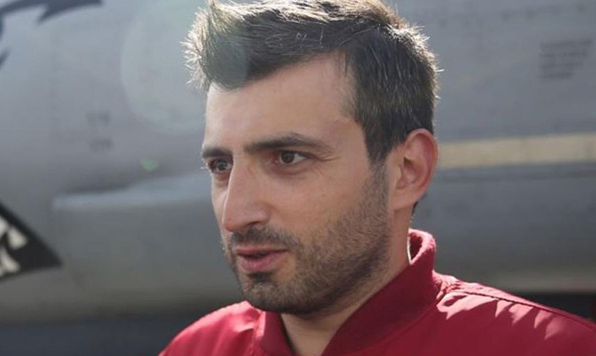 Selçuk Bayraktar'dan Frederike Geerdink'e çifte dil ile yanıt