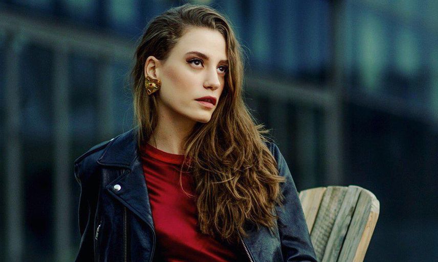Serenay Sarıkaya'dan Resmi Açıklama Geldi!