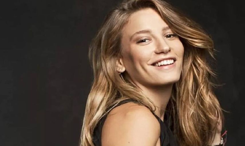 Sevgilisi çekti Serenay Sarıkaya paylaştı: Bikinili pozuna yorum yağdı