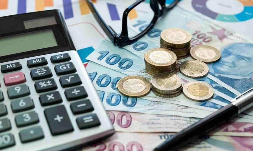 SGK'dan milyonları ilgilendiren açıklama: Eğer bu koşulları karşılıyorsanız üç maaş alabilirsiniz!