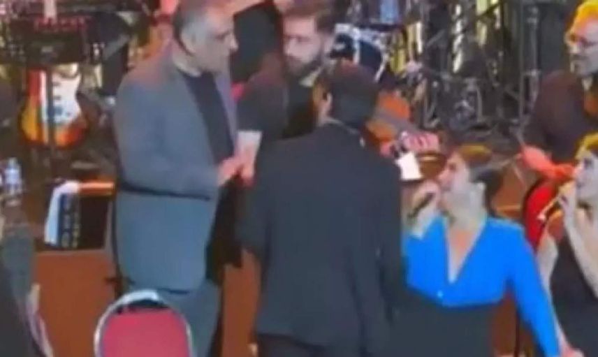 Sibel Can'ın Balıkesir konserinde koruma krizi! Korumalar belediye başkanını sahneye almayınca olanlar oldu