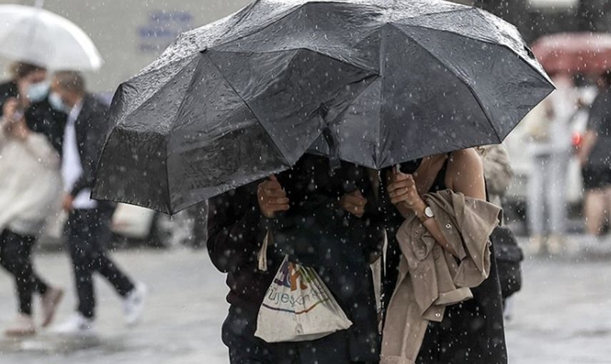 Sıcaklıklar düşüyor: Hafta sonu için sağanak uyarısı yapıldı