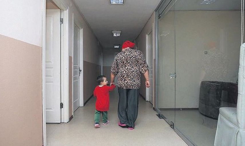 Şiddet Mağduru Kadınlardan Anlamlı Resimler: Papatyalar Umut Kırmızı Kuş Özlem