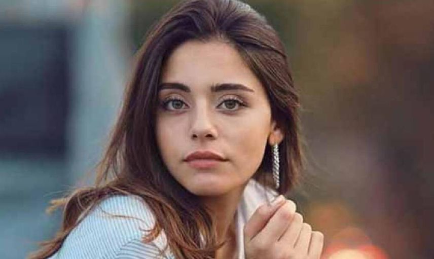 Sıla Türkoğlu herkesin ağzını açık bıraktı! Verdiği cesur pozlarla binlerce beğeni topladı