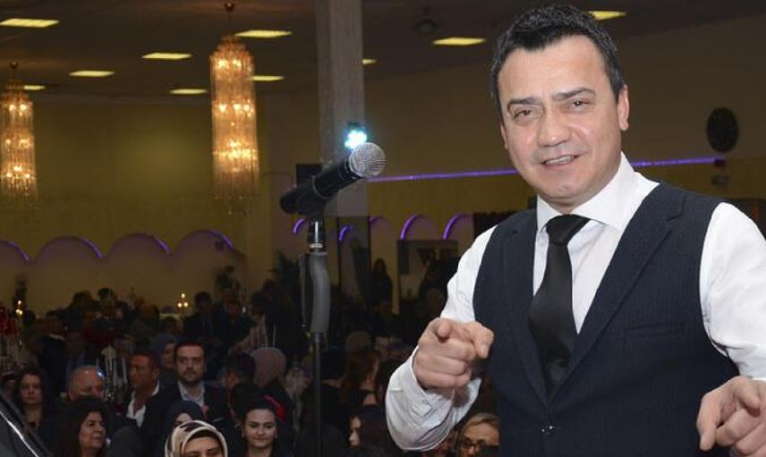 Sinan Yılmaz kimdir, kaç yaşında? Şarkılar Bizi Söyler konuğu Sinan Yılmaz nereli? Sinan Yılmaz hayatı ve biyografisi