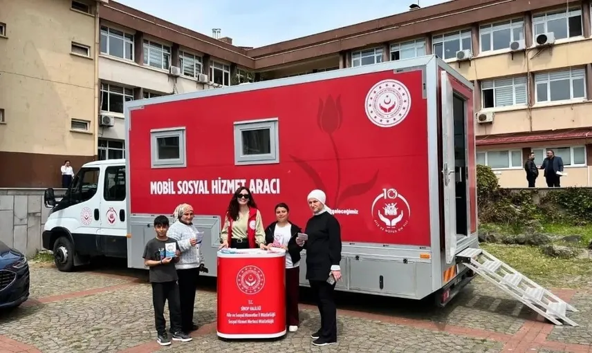 Sinop'ta Mobil Sosyal Hizmet Aracı Hizmette
