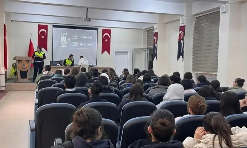 Sinop'ta Öğrencilere Trafik Bilinci Eğitimi Verildi
