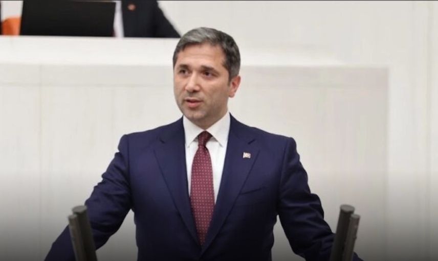 Sırakaya: Yunanistan Lozan’ı İhlal Ediyor